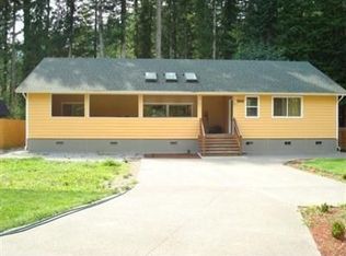 7833 Chateau Rd, Maple Falls, WA 98266