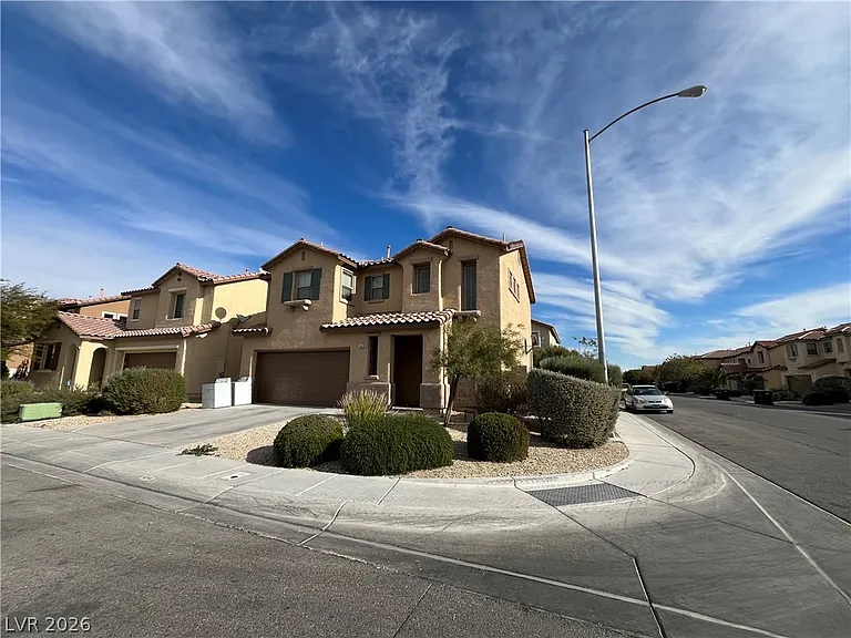 5420 Pipers Meadow Ct — Photo 2