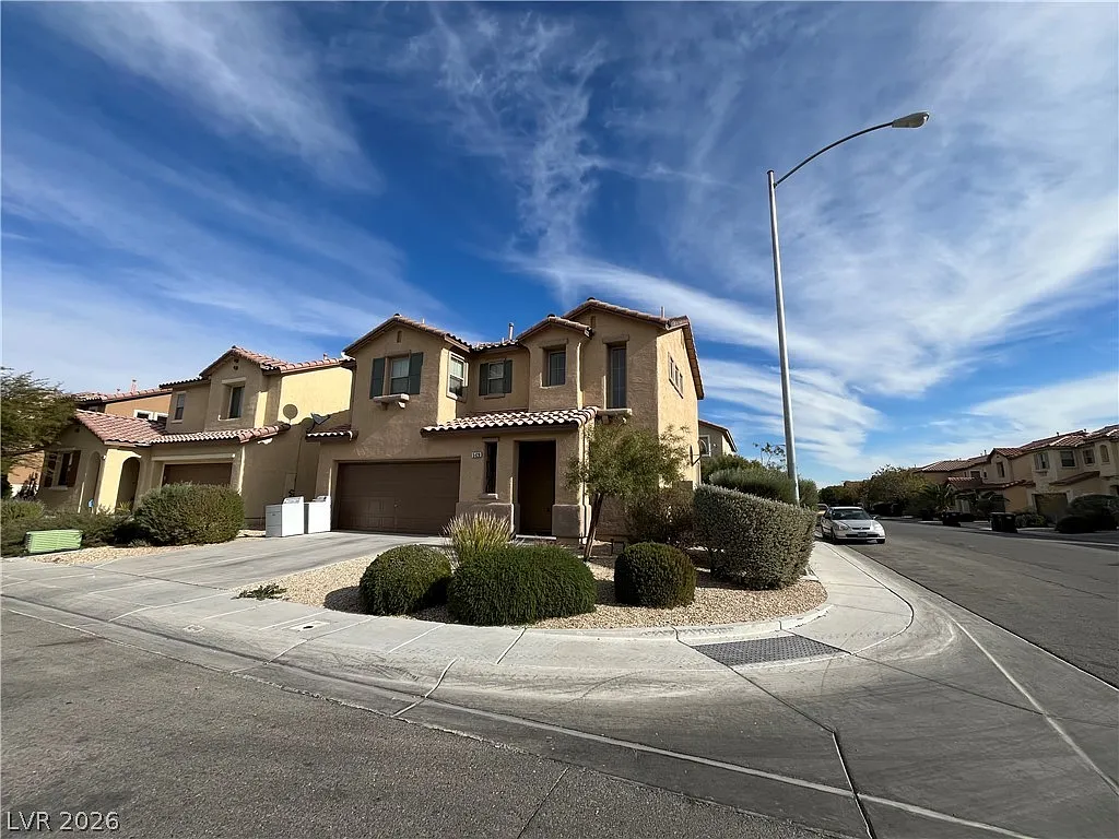 Photo 2 of 15 - 5420 Pipers Meadow Ct - North Las Vegas, NV Building Photo - 5420 Pipers Meadow Ct