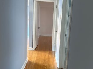 2640 W Greenleaf Ave APT 3, Chicago, IL 60645