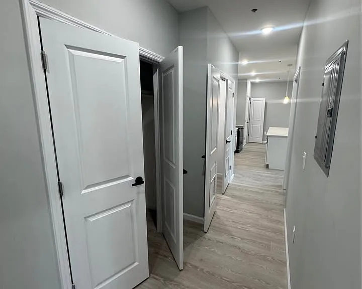 224 Graham Ave #204 — Photo 9