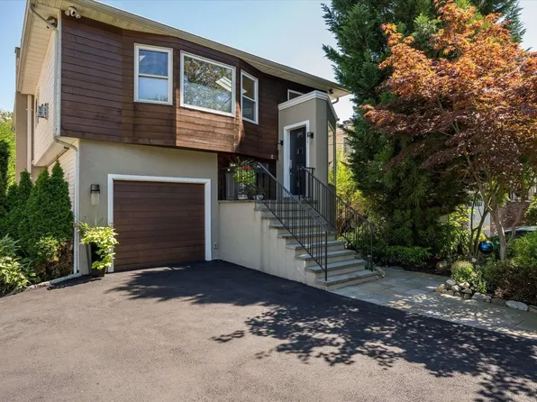1753 Interlake Drive, Wantagh, NY 11793