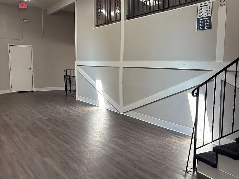 Prospect Pointe Apartments — Photo 7