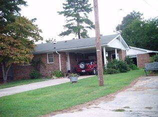 60 East Dr, Roanoke Rapids, NC 27870