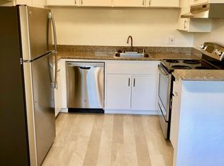 120 Granada Dr #13, Mountain View, CA 94043