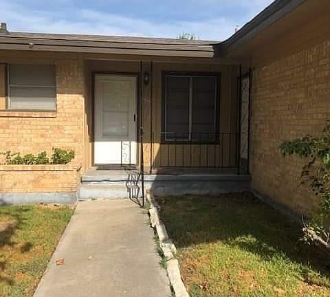 2nd image of 609 N 17th St