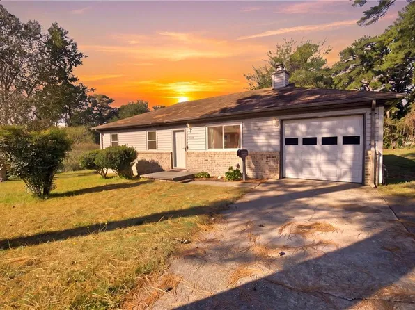 8957 Saint George Ave, Norfolk, VA 23503