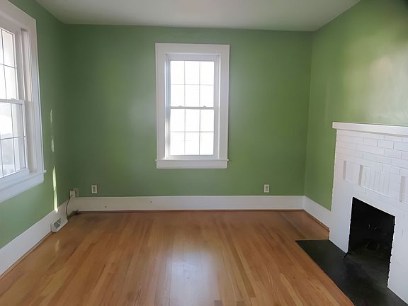 5th image of 2124 Holley Rd NE