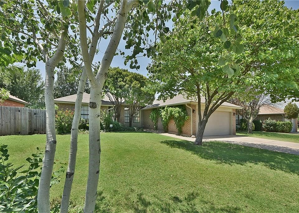 1st image of 17009 Applebrook Dr