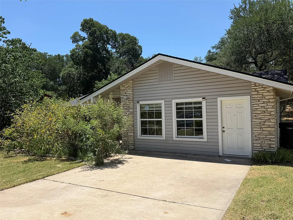 801 Brushy Creek Dr