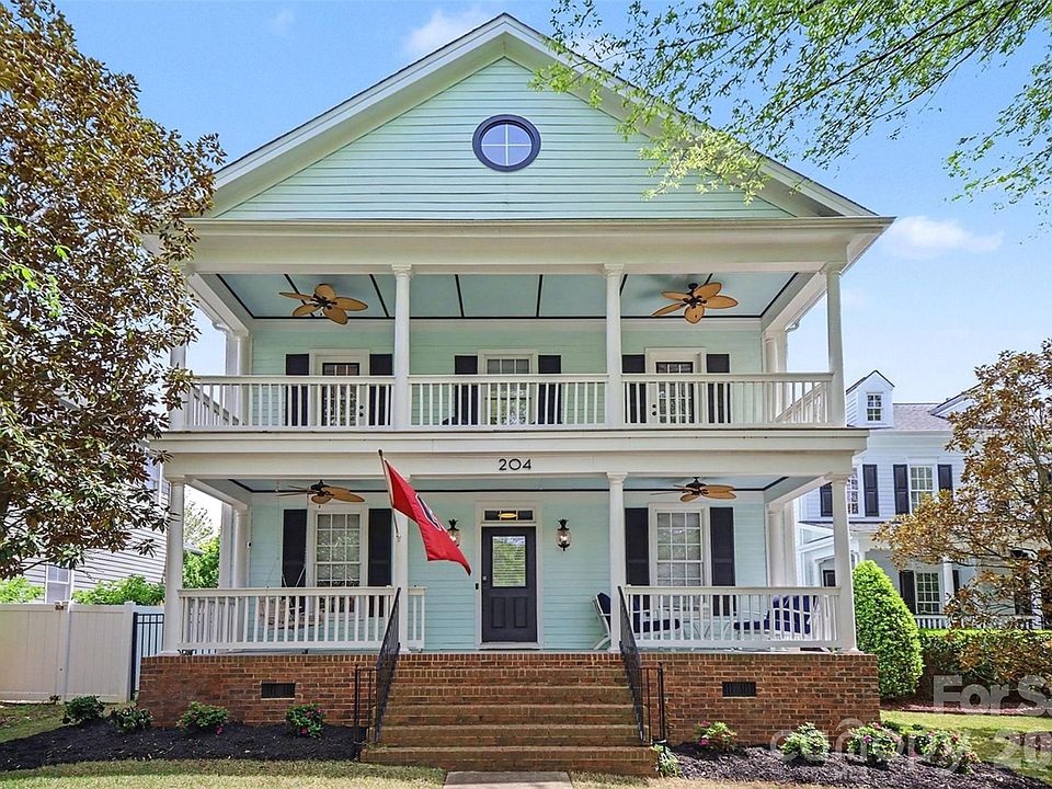 1st image of 204 Mills Ln