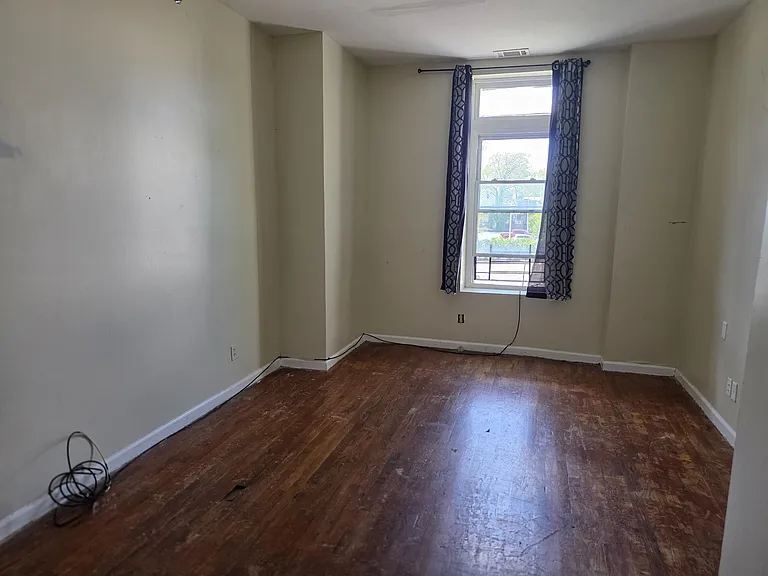 419 Park Ave #202 — Photo 14