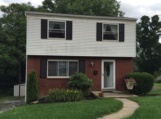 23 Pioneer Ave, Pittsburgh, PA 15229