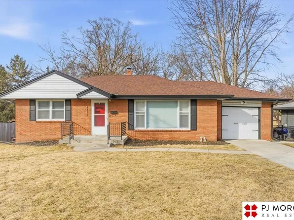 1416 N 56th St, Omaha, NE 68132