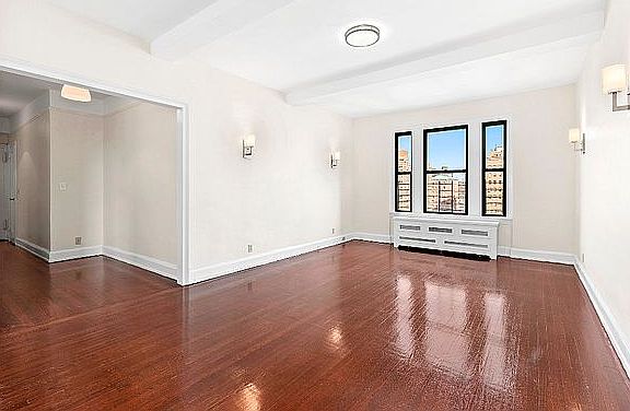3rd image of 175 W 76th St APT 12A