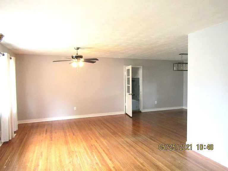 3033 Belle Haven Dr — Photo 2