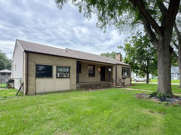 301 Junius St, Loves Park, IL 61111