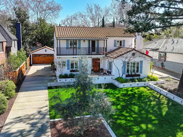 1407 44th St, Sacramento, CA 95819