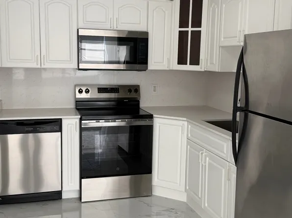 1300 NE Miami Gardens Dr, Miami, FL