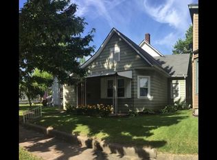 1930 N 8th St, Terre Haute, IN 47804