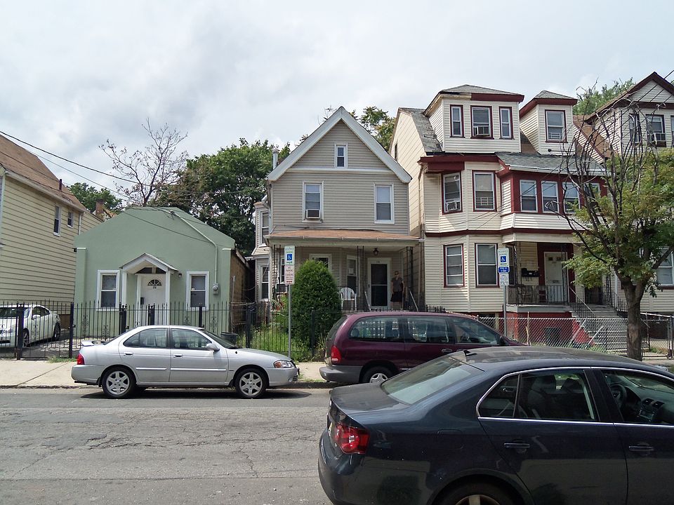 1st image of 276-278 N 5th St