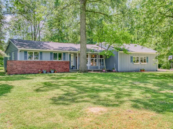 279 Ardelean Dr, Owosso, MI 48867