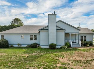 1 Old Salt Dr, Seabrook, NH 03874
