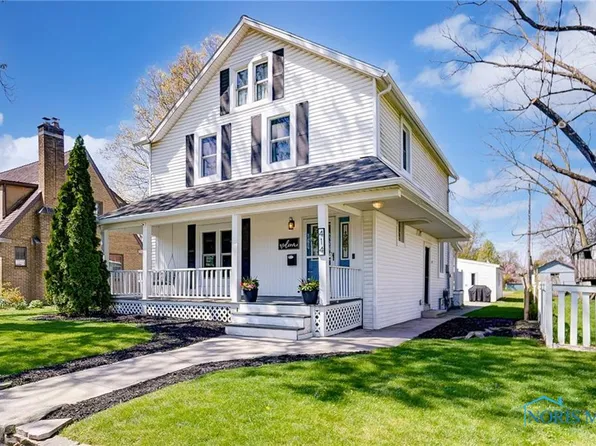 414 W Park St, Wauseon, OH 43567