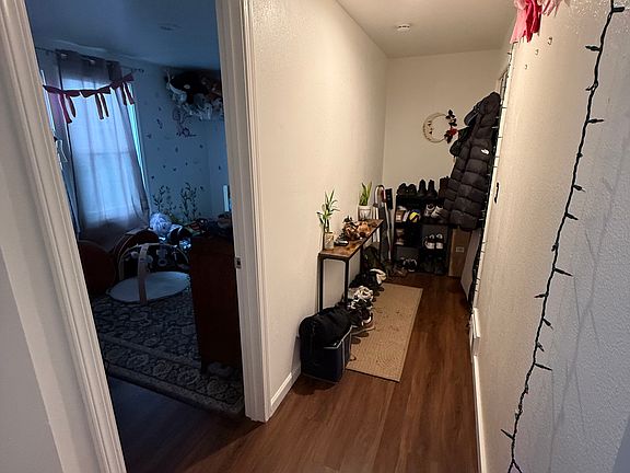 3rd image of 1027 E 47th St #A