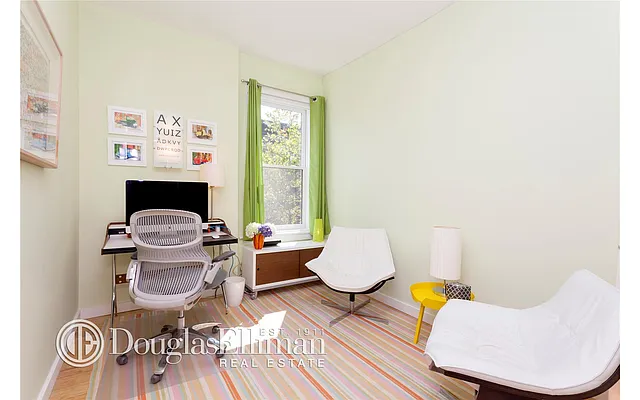 Sold by Douglas Elliman | media 10