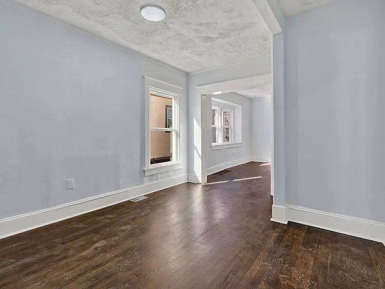 3414 Park Ave — Photo 6