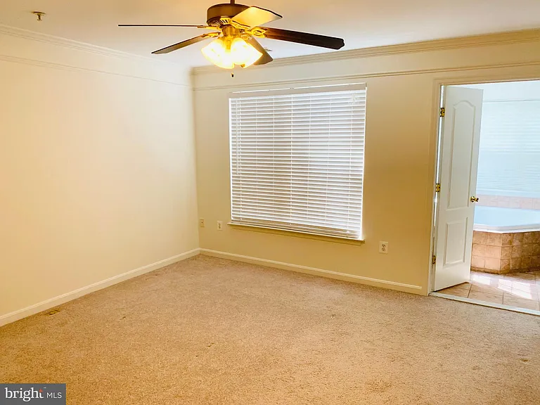 13706 Harvest Glen Way — Photo 12