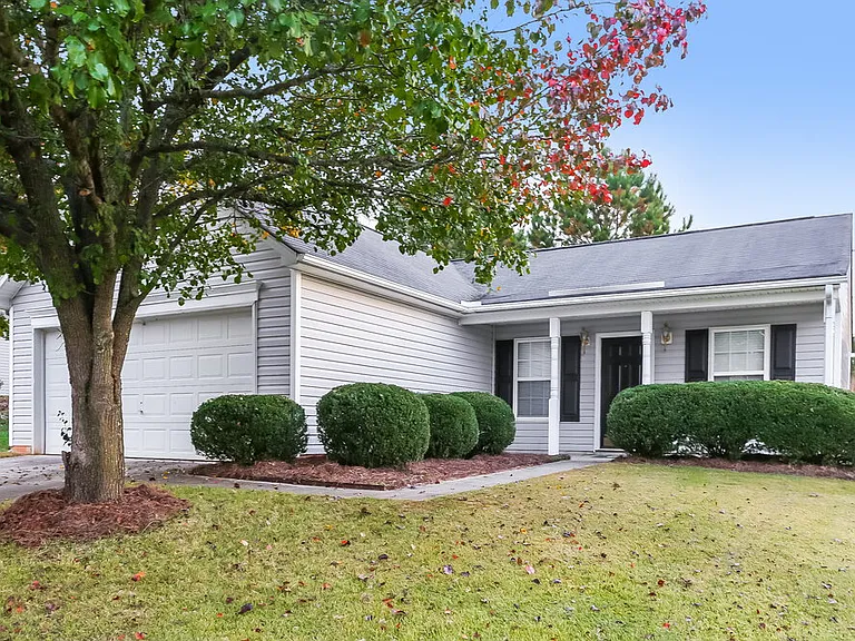 5880 Mahogany Pl SW — Photo 3