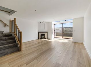 22356 McIntosh Ave #209, Maple Ridge, BC V2X3C1