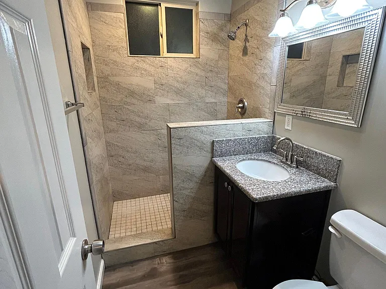 438 Santa Mariana Ave — Photo 11
