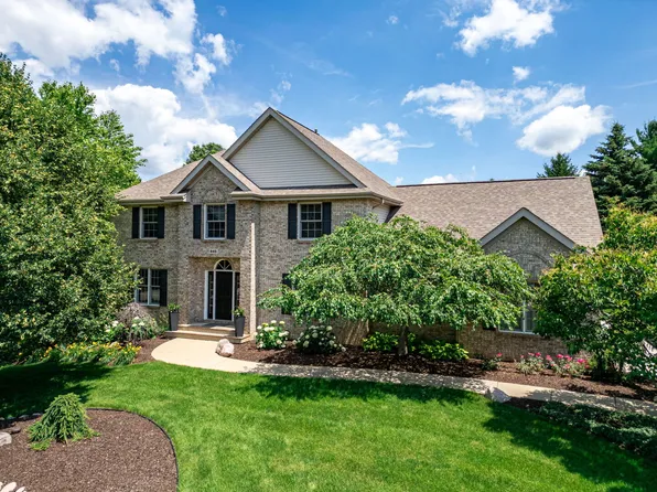840 Boulder Ridge Dr, Belvidere, IL 61008