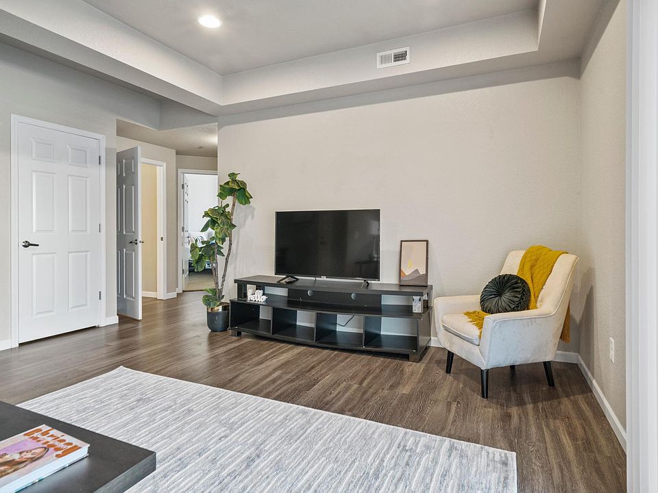 Willow Falls Apartments 1003 Bluegrass Cir Cedar Falls IA Zillow