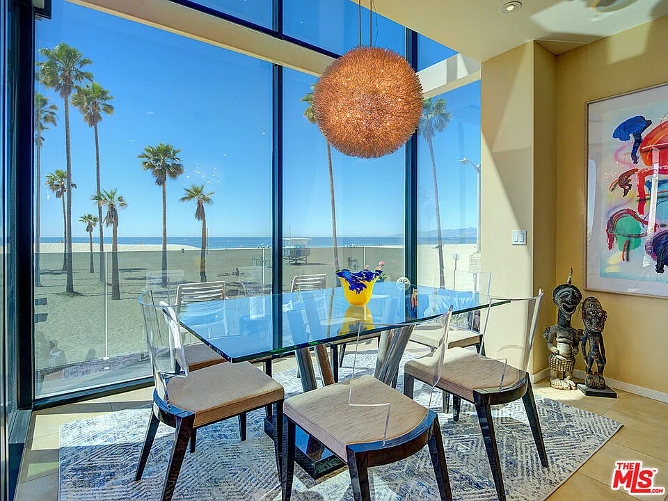 3009 Ocean Front Walk — Photo 4