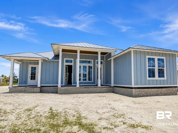 8989 Cape Ln, Gulf Shores, AL 36542