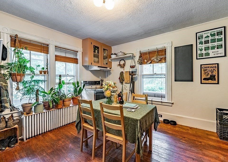 551 Turners Falls Rd, Montague, MA 01351 Zillow