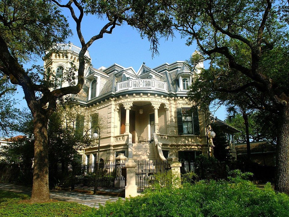 1627 Sealy St, Galveston, TX 77550 Zillow