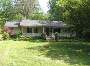 5220 Hoover Dr, Charlotte, NC 28269