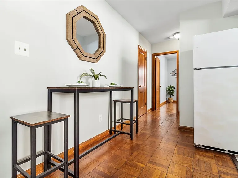 613 Hamlin St NE #2 — Photo 8