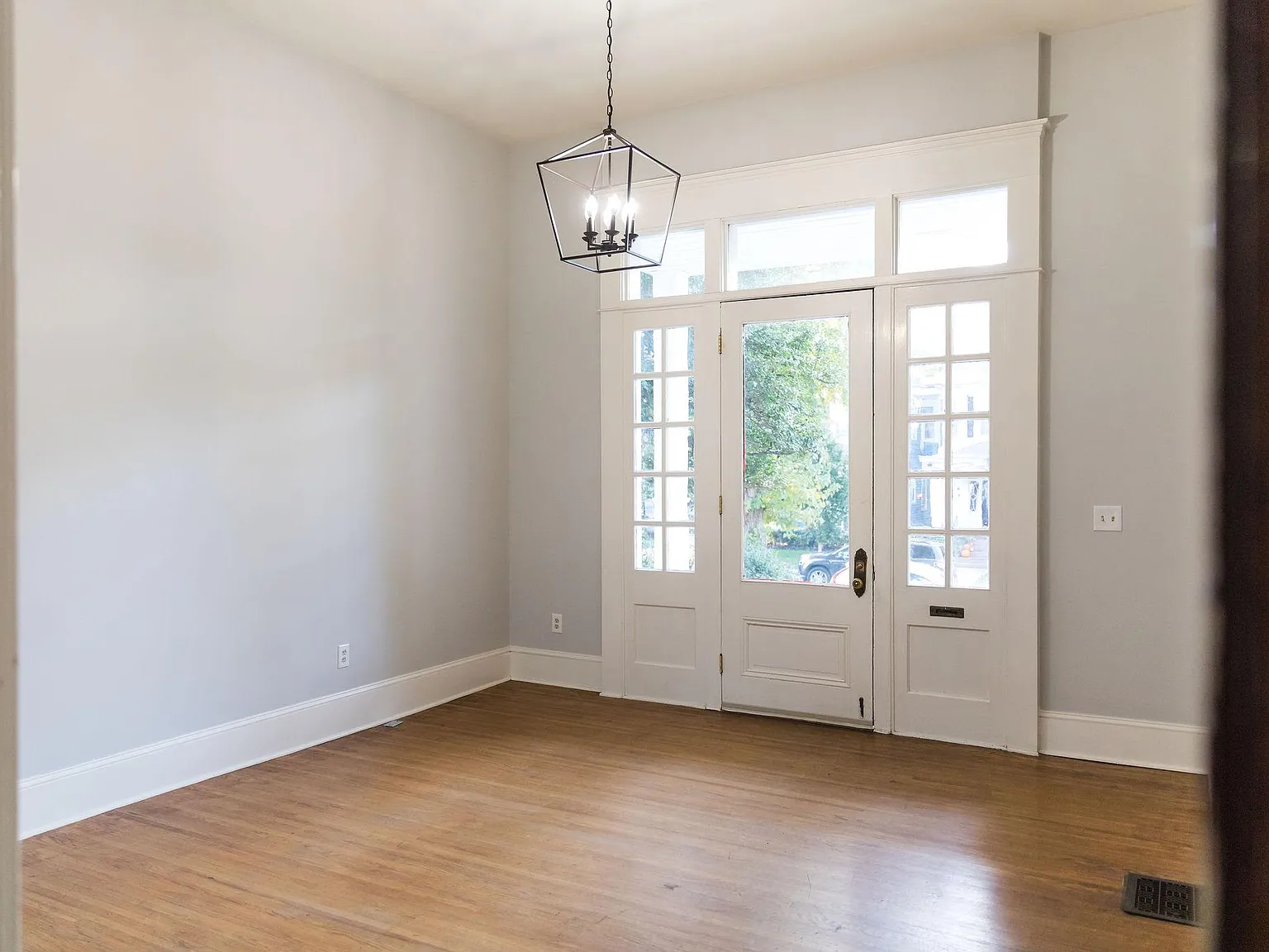 1829 Tyler Pkwy — Photo 2