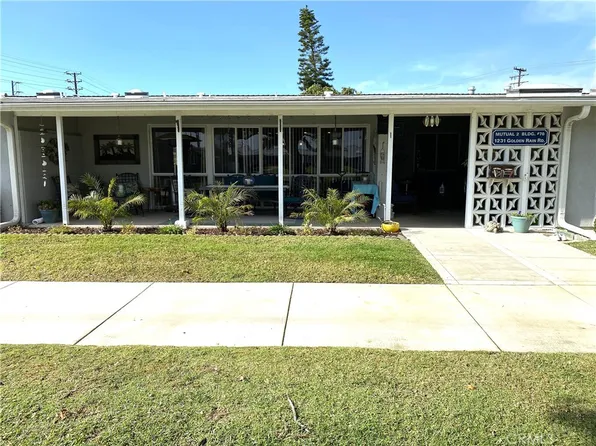 1231 Golden Rain Rd #M-2-70i, Seal Beach, CA 90740