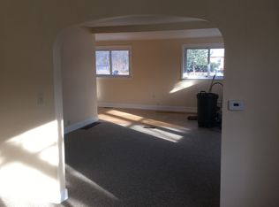 2765 Benstein Rd, Commerce Township, MI 48390