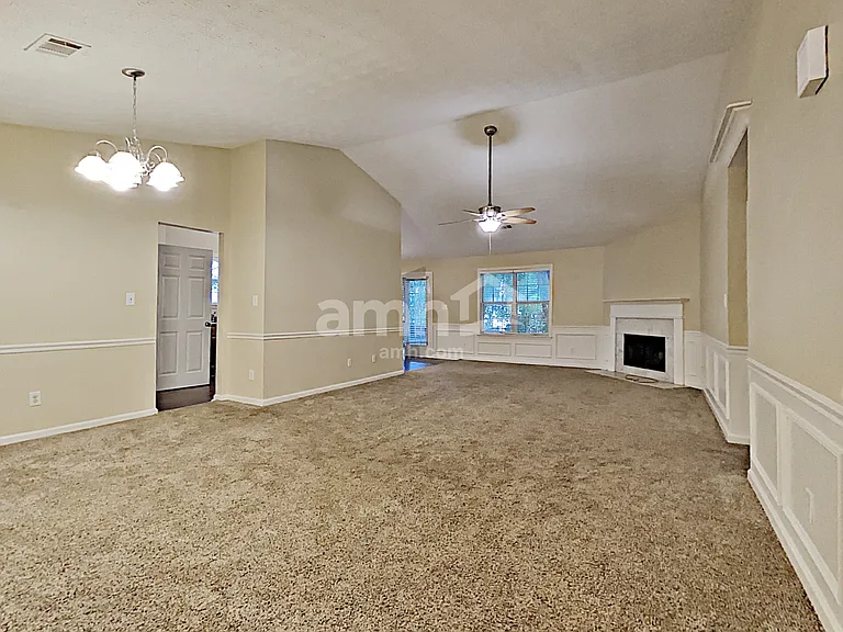 451 Bellingham Dr — Photo 10
