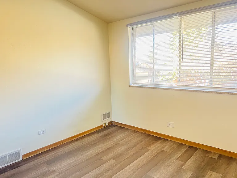 2205 S High St #2205 — Photo 10