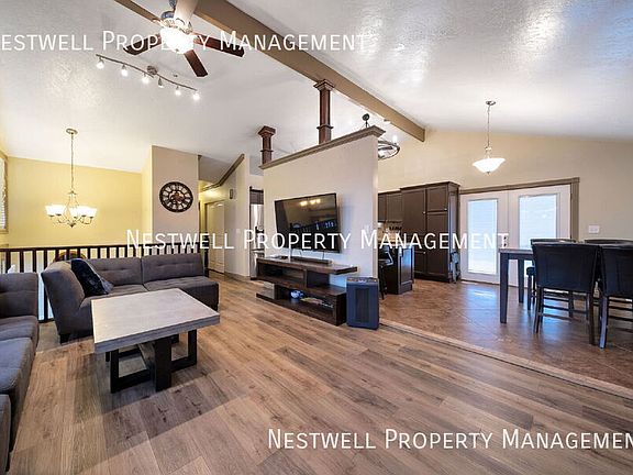 3rd image of 8419 S Grambling Way