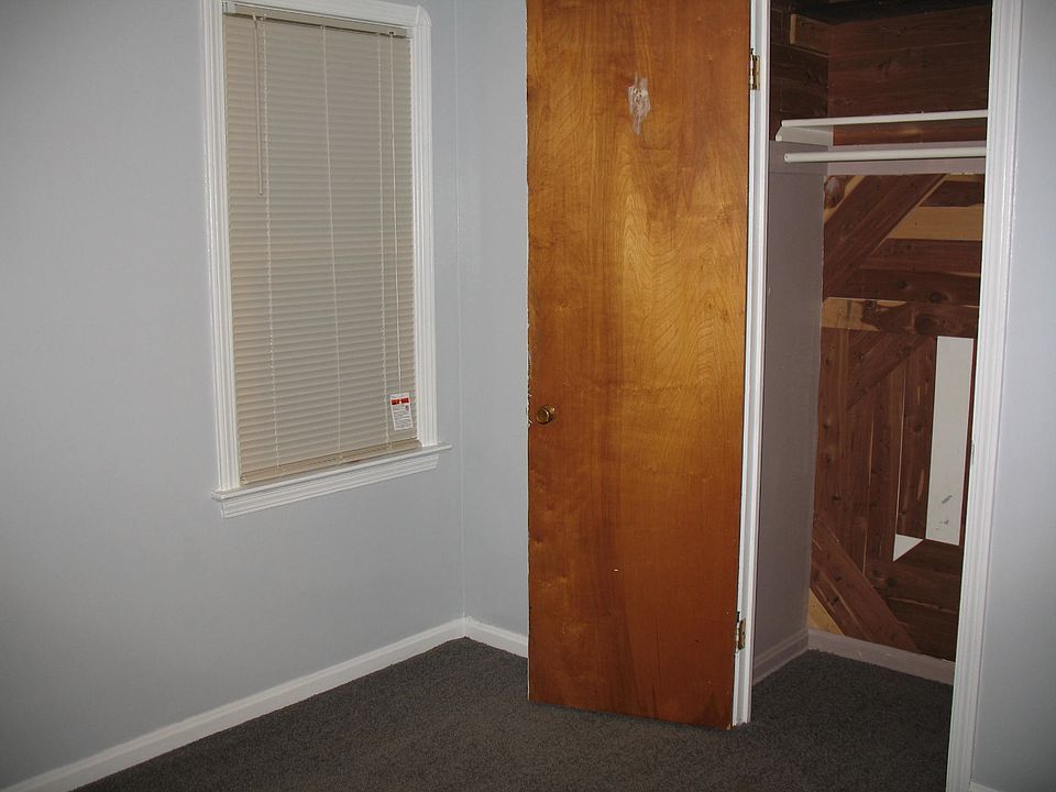 1st image of 4537 W 170th St